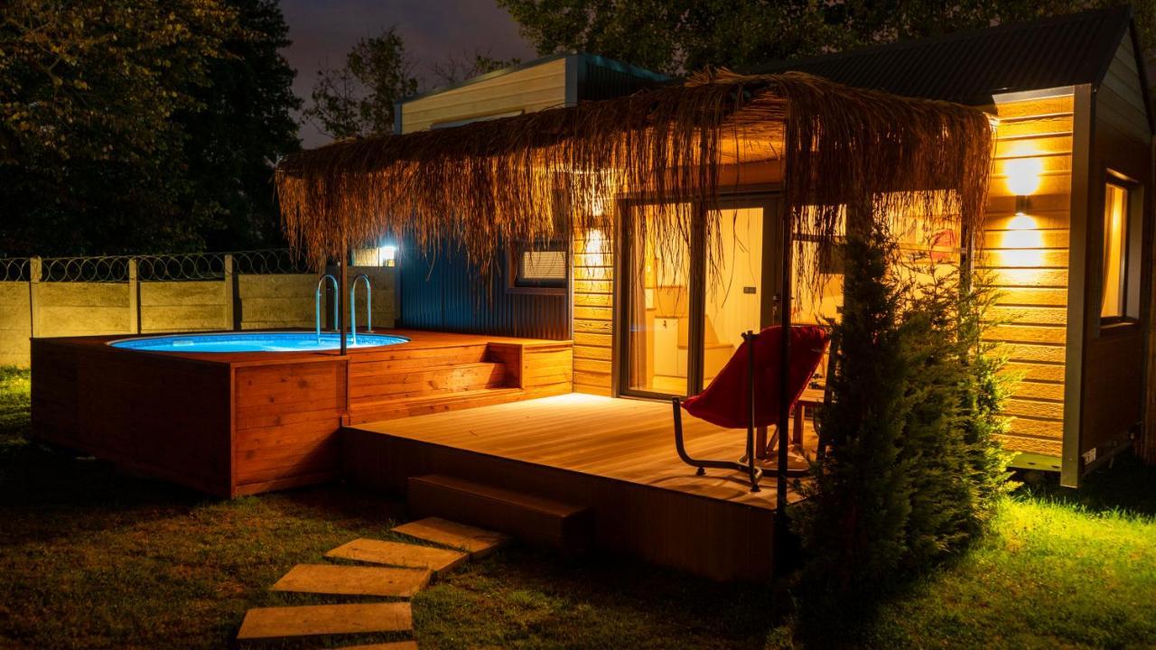 Ten Tiny House ซาพานจา ภายนอก รูปภาพ
