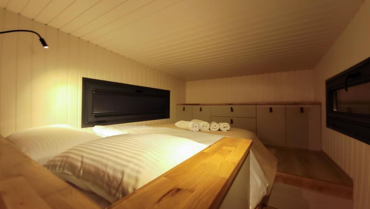 Ten Tiny House ซาพานจา ภายนอก รูปภาพ